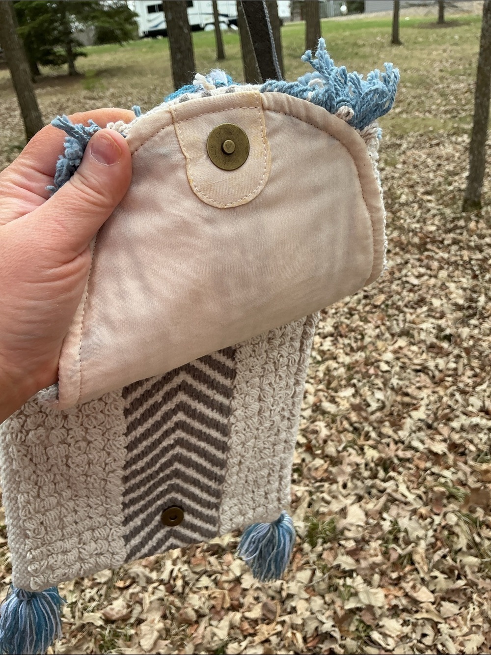 Chloe & Lex Boho Crochet Crossbody Tassel Bag Festival Coastal Cowgirl Anthro - Picture 16 of 16